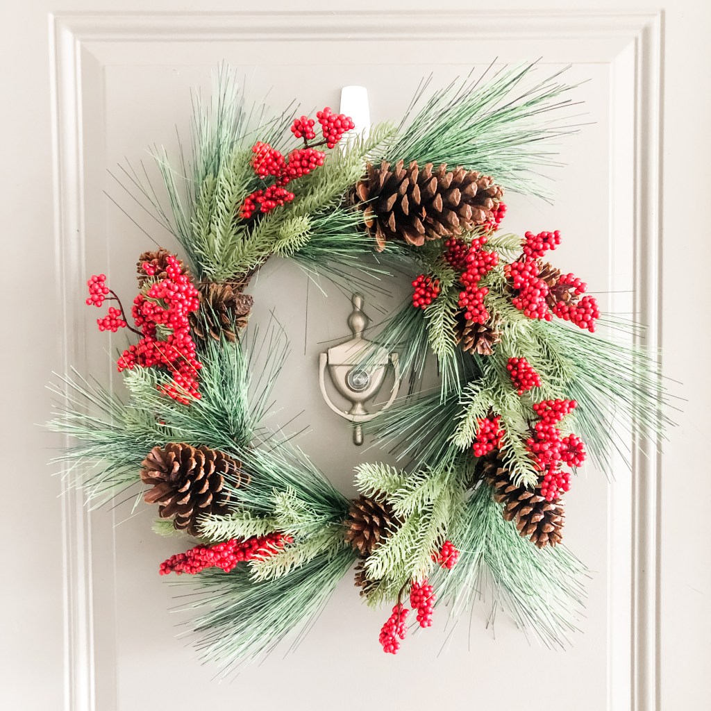 16 Cute & Affordable Christmas&nbsp;Wreaths